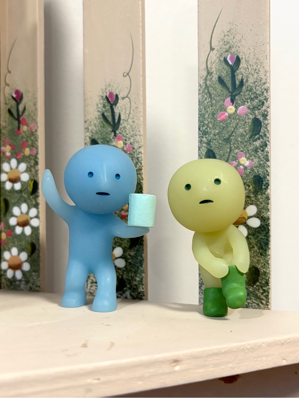 AUTHENTIC Smiski Bundle - Glow in the Dark Blind Box Mini Figurines